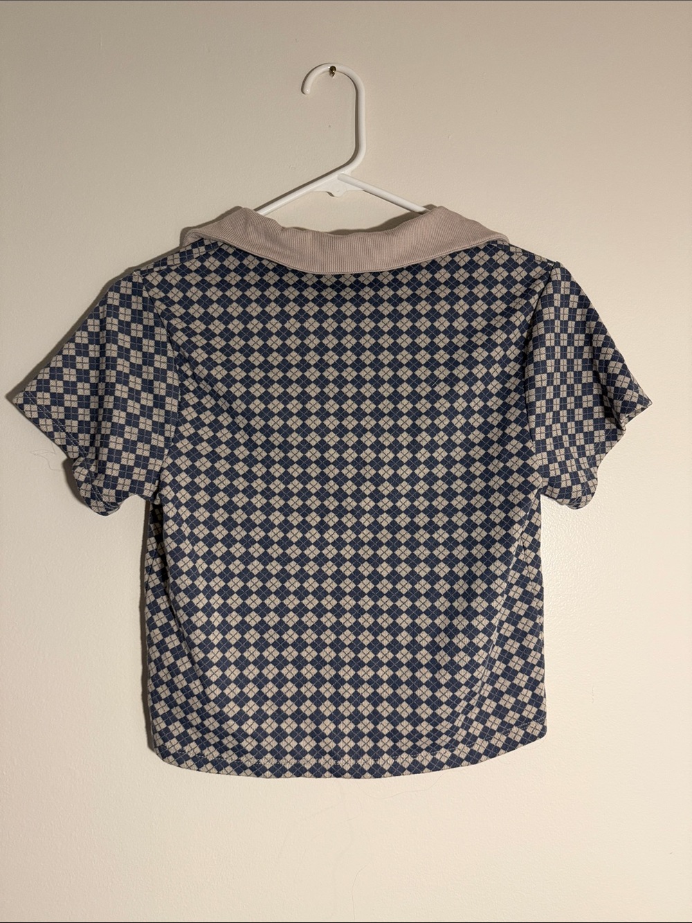 KIRIOUS Geometric Short Sleeve Top in Blue & White Like New - Picture 2 of 3